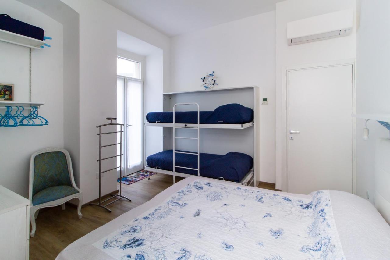 Ferienwohnung Casa Riva - Bilocale In Centro Storico Exterior foto
