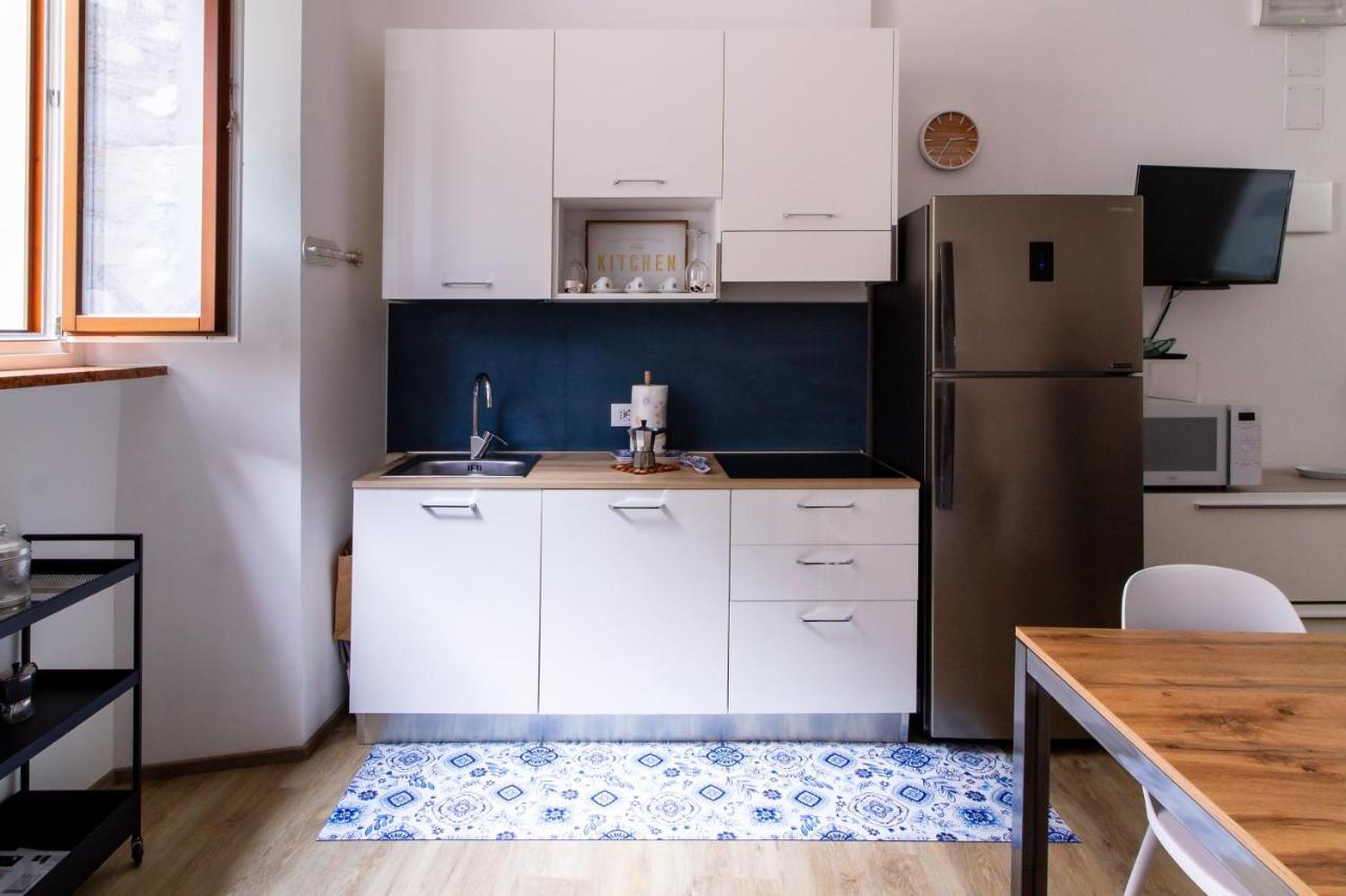 Ferienwohnung Casa Riva - Bilocale In Centro Storico Exterior foto
